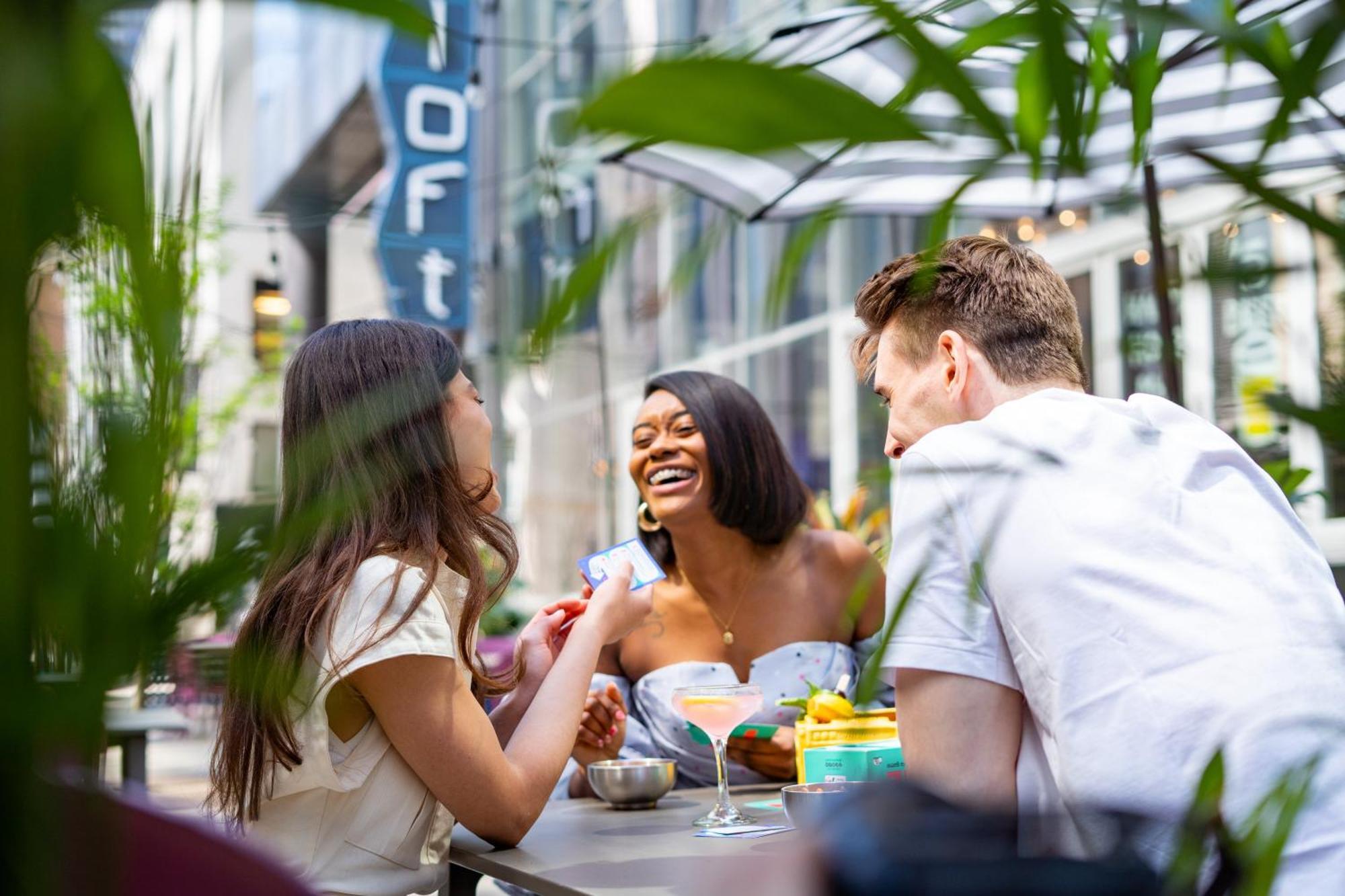 Отель Aloft Chicago Mag Mile Экстерьер фото